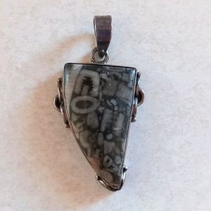 925 Silver Black Stone Pendant